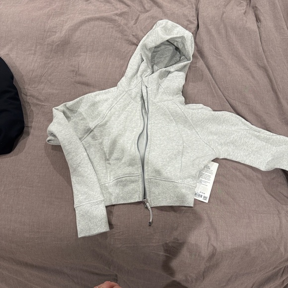 lululemon Scuba Cropped Gray Hoodie - Picture 2 of 2